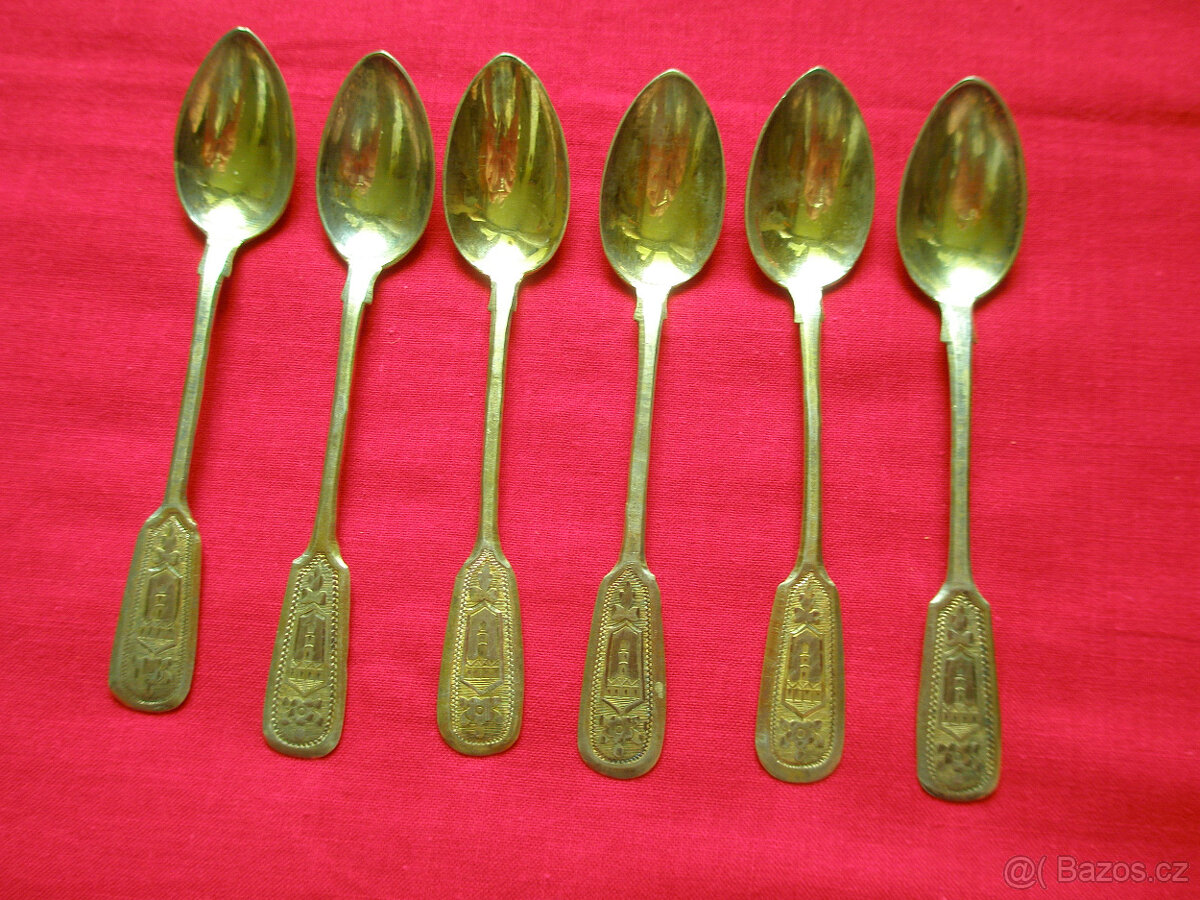 Stříbrné lžičky - 2