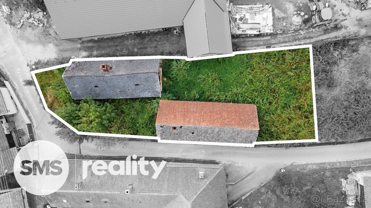 Prodej pozemku 931 m2 - 2