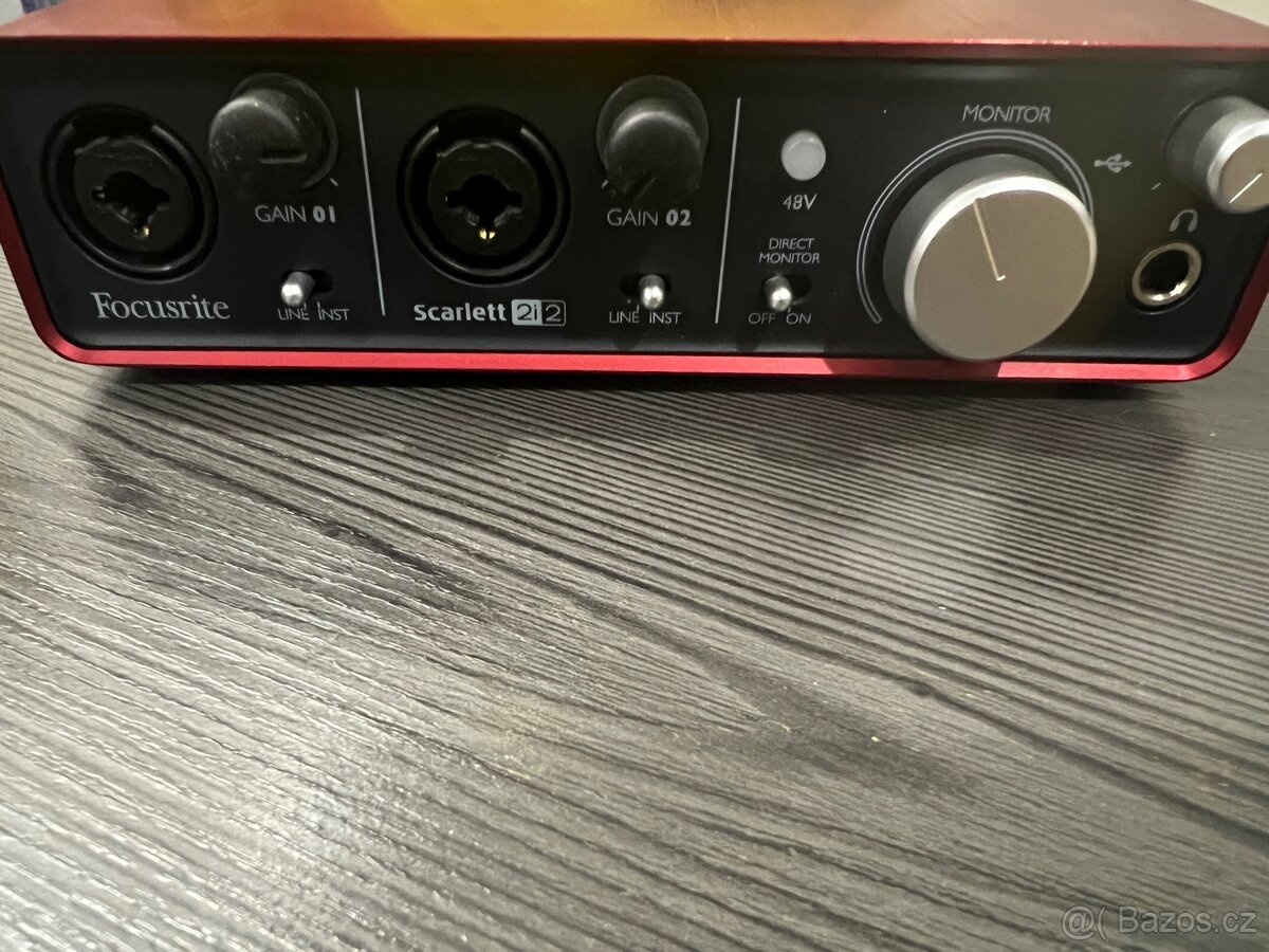 Focusrite scarlett 2i2 - 2