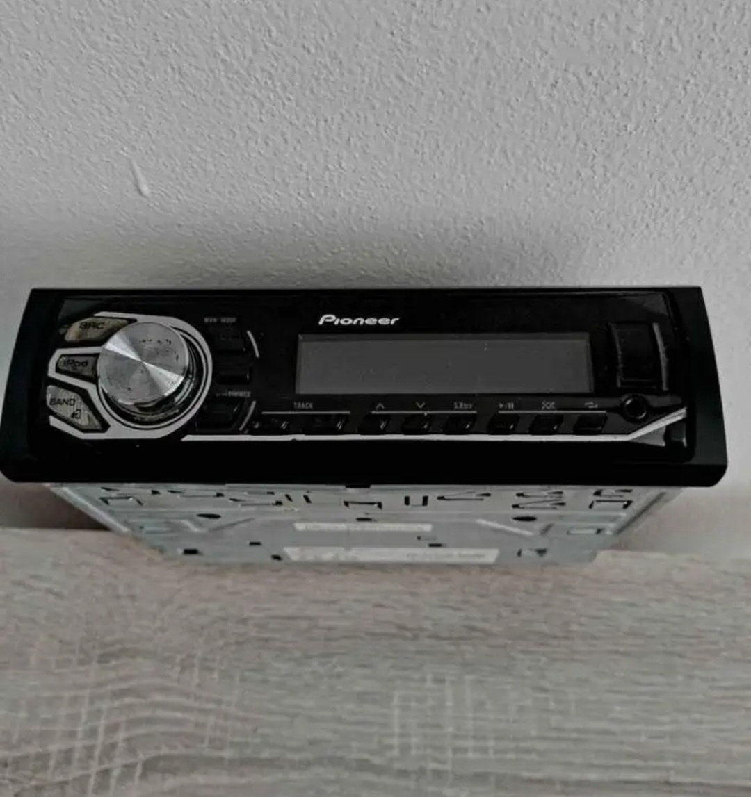 Prodám autorádio Pioneer MVH-160UI - 2