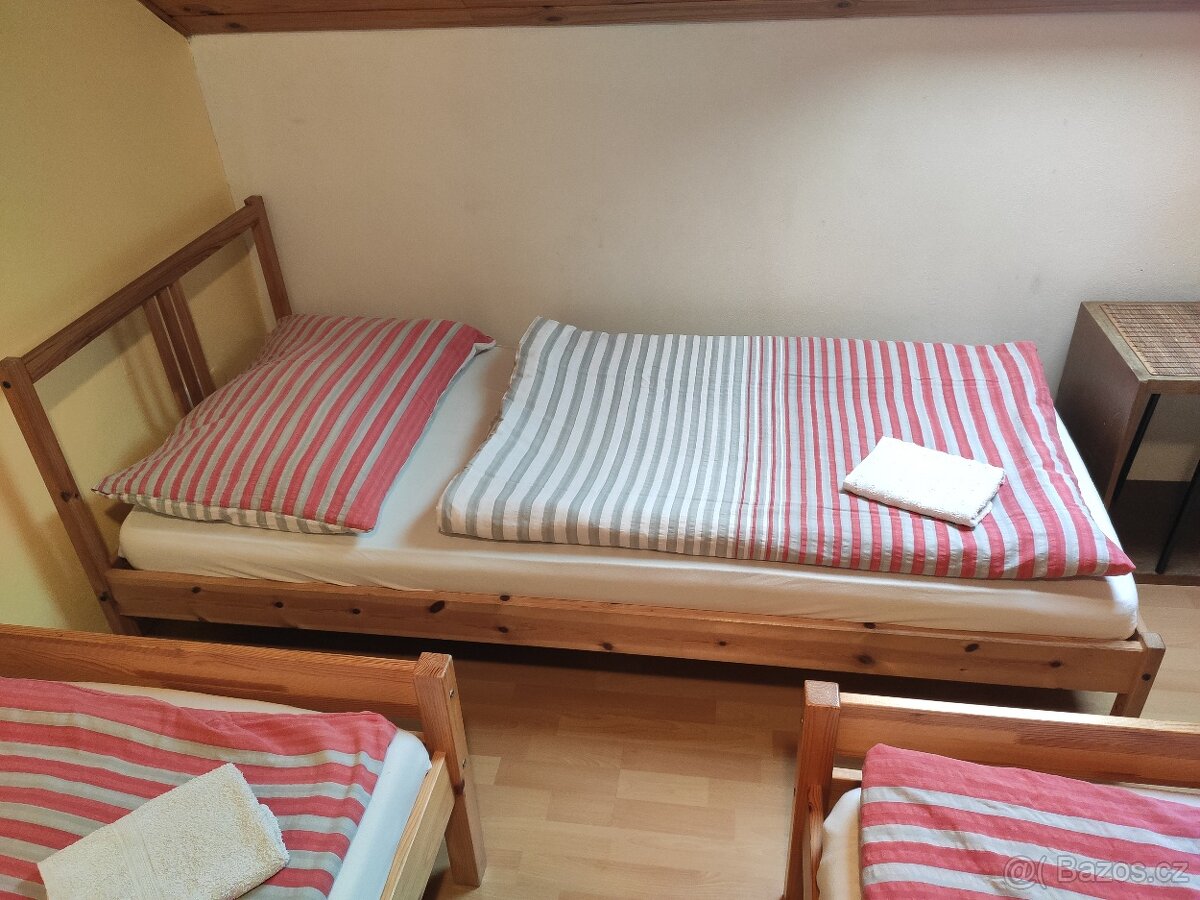 Dřevěná POSTEL + ROŠT 90 x 200 cm - 2