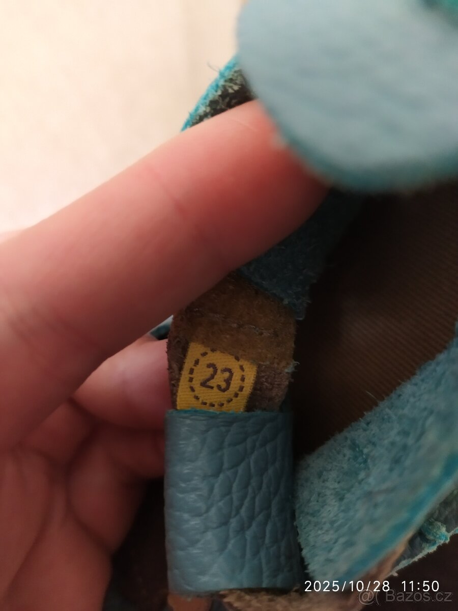 Nové kožené capáčky Tikky vel.23 - 2