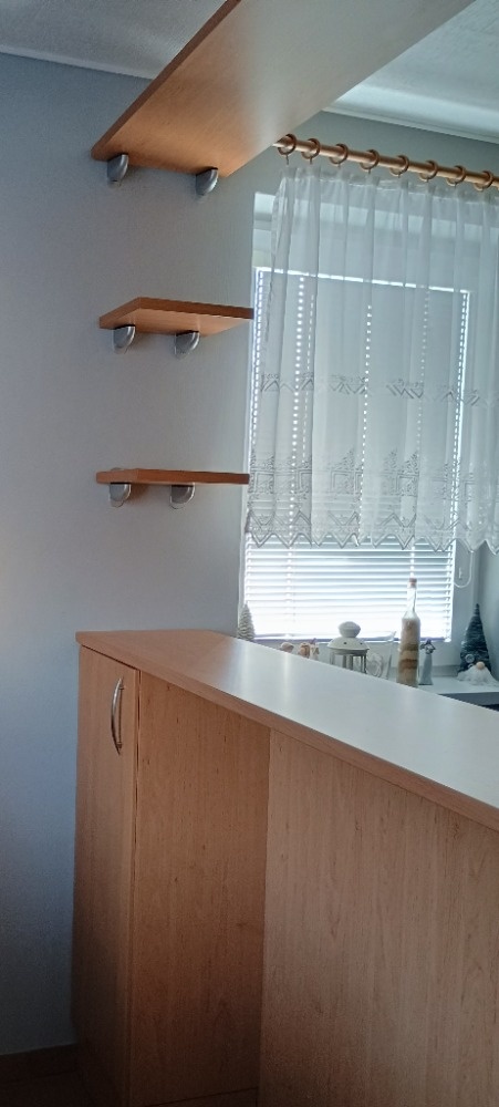 Kuchyňský barový pult - 2