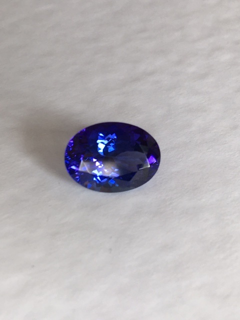 Tanzanit 3,86 karátu - 2