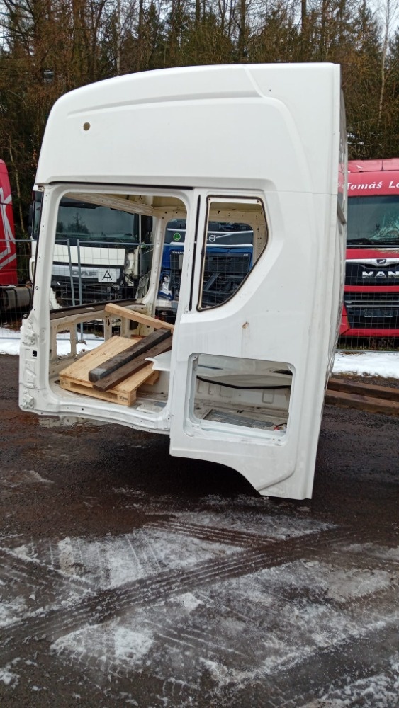 Kabina Scania - 2