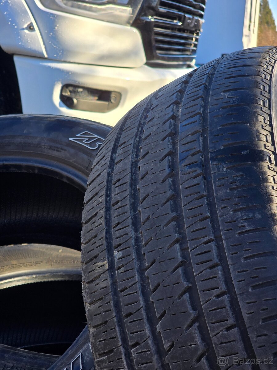 Gumy 275/55 R20 - 2