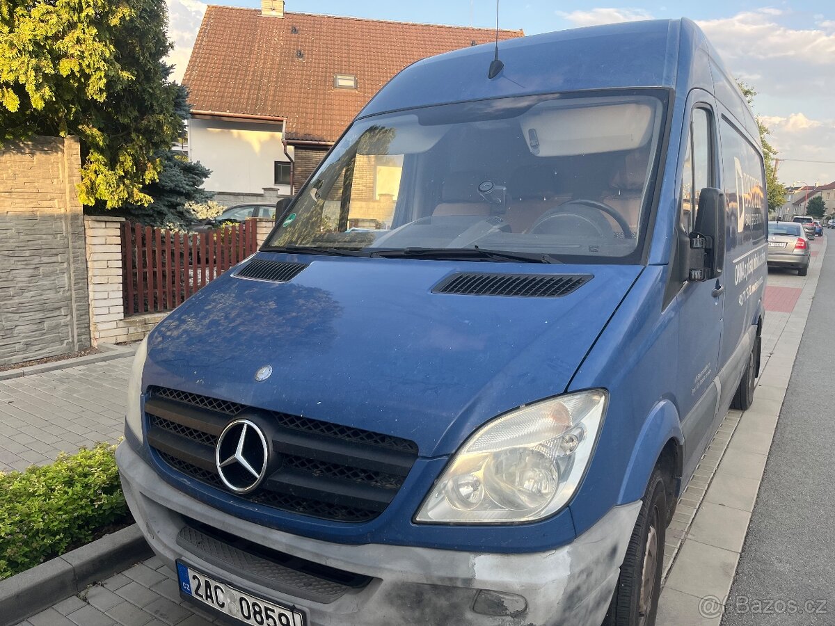 Mercedes Sprinter - 2