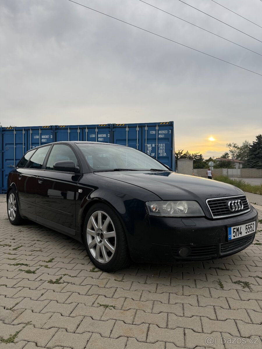 Audi A4 FULL výbava - 2