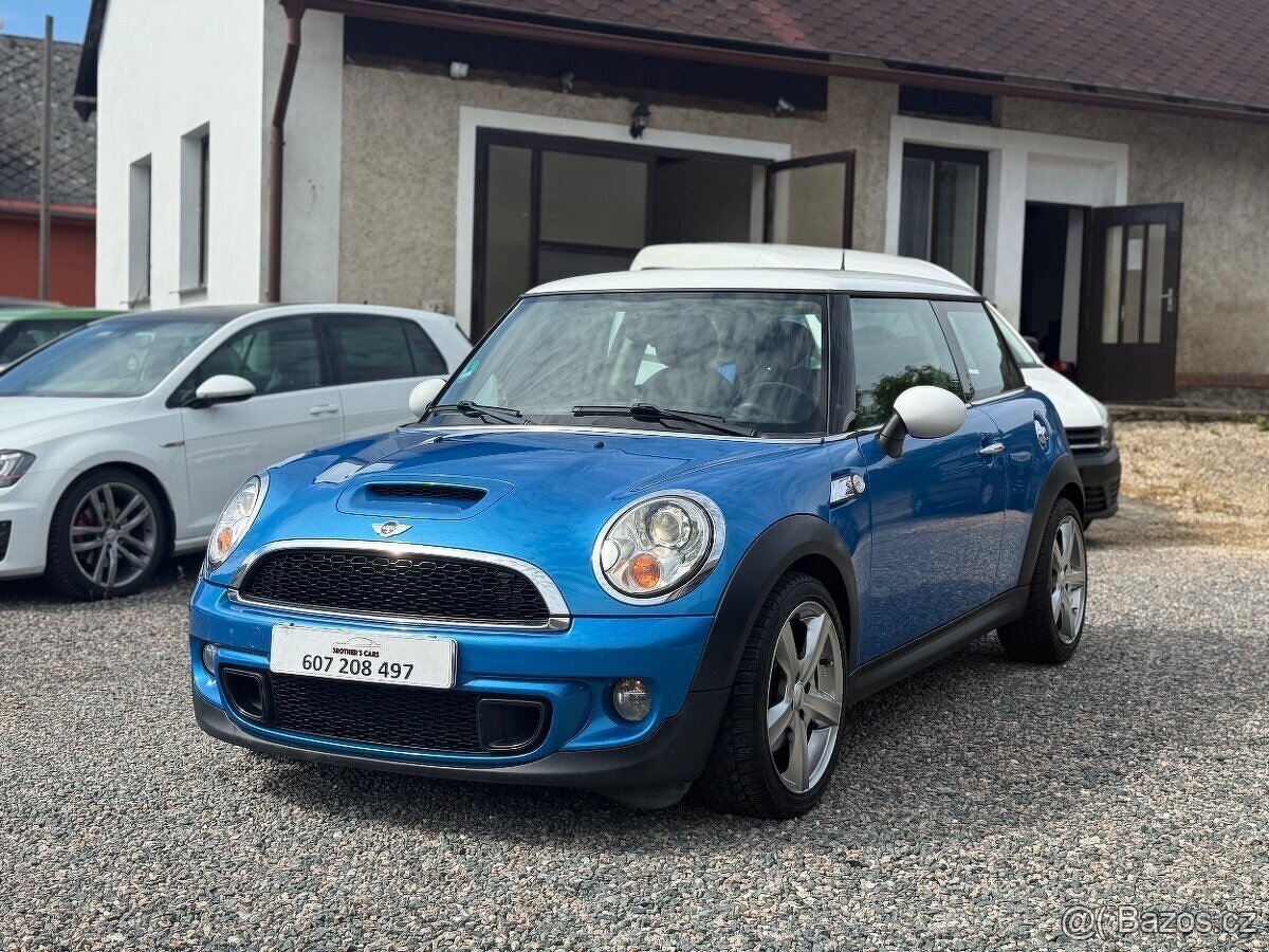 Mini Cooper S 1.6Turbo 135kw automat/Nové ČR/servisovane/ - 2