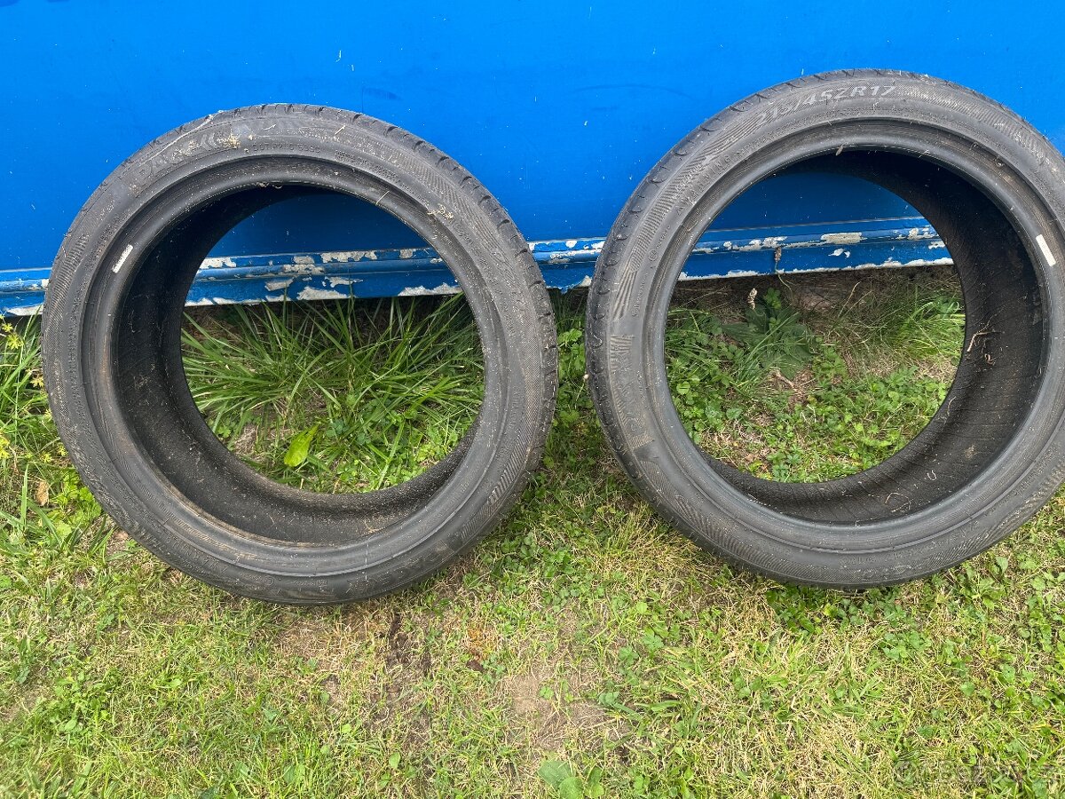 Letní pneu 215/45 R17 - 2
