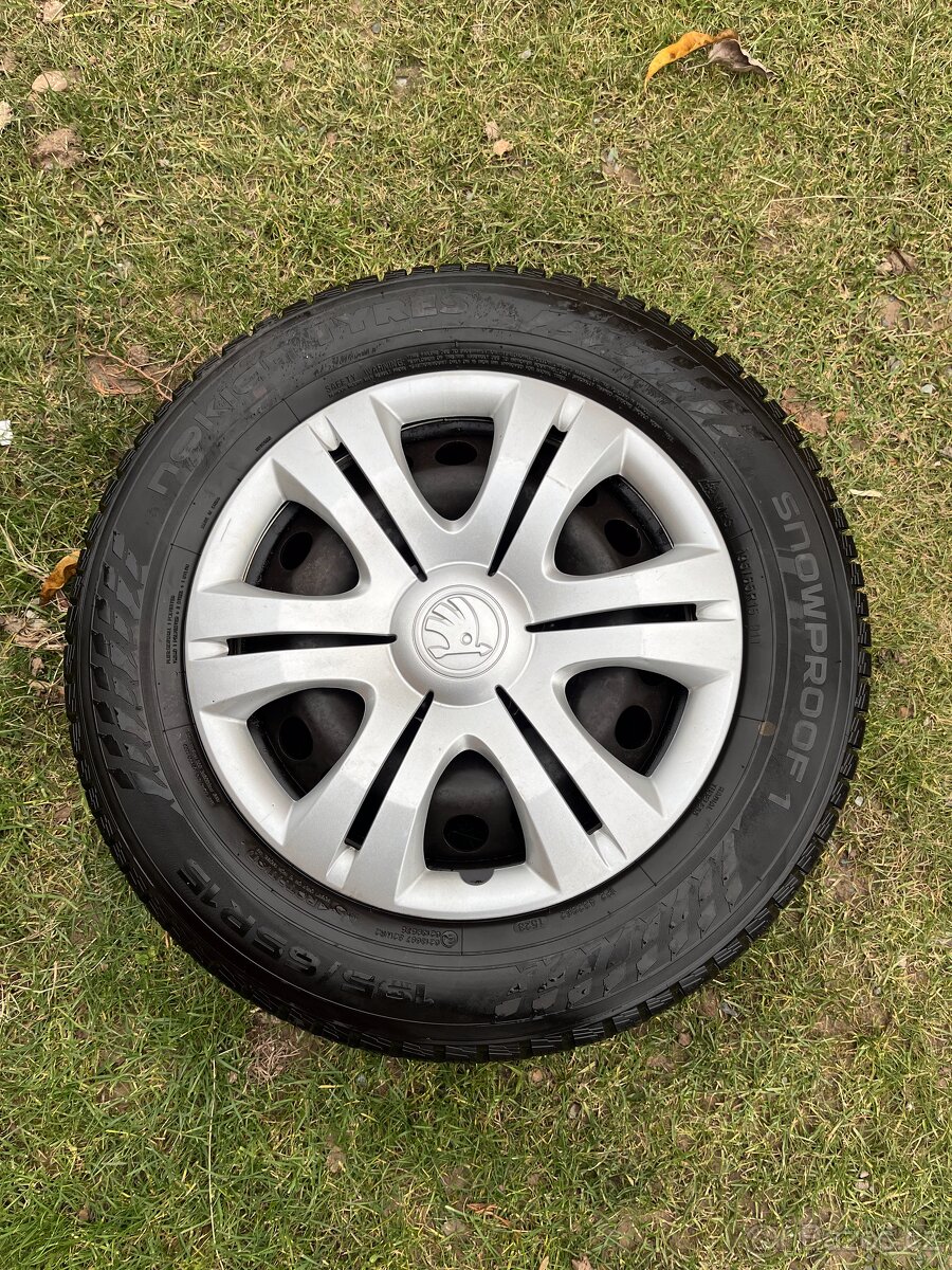 Zimní pneu NOKIAN 195/65 R15 rozteč 5x112 - 2