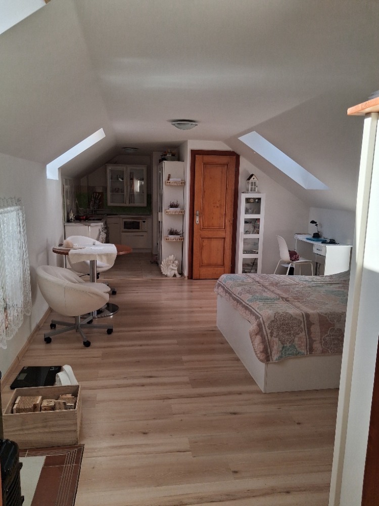 Pronájem bytu 2+kk Chválkovice, Olomouc - 2