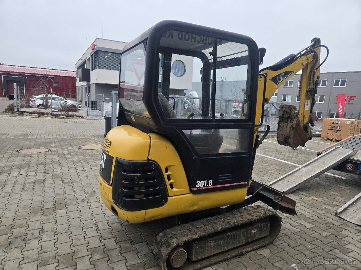 Caterpillar 301.8 roztahovací podvozek vaha 1.9T - 2