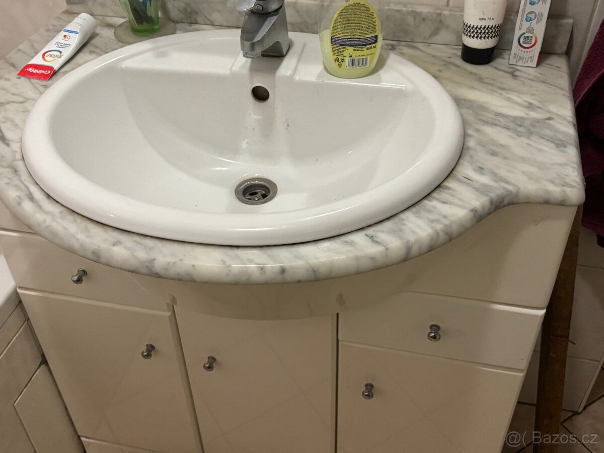 Koupelnový nábytek - 2