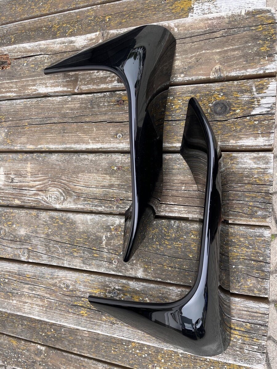 BMW M3 M4 laminátové přední Splittery - 2