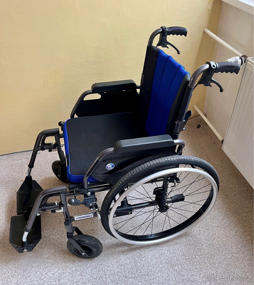 Invalidní vozík VERMEIREN - 2