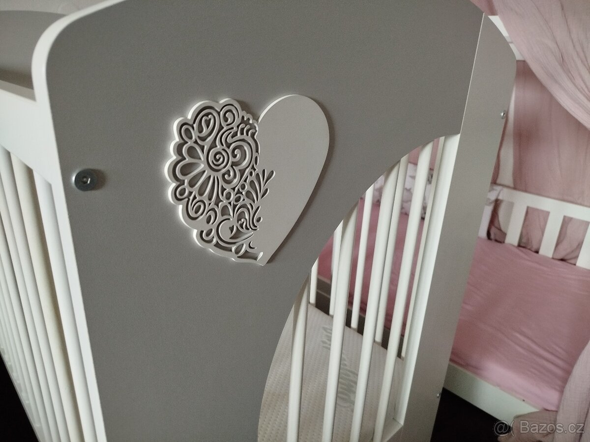 Dětská postýlka s přebalovací komodou - 2