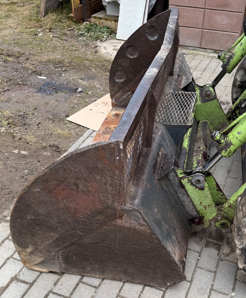 Lopata UNC 060, Locust 750 - 2