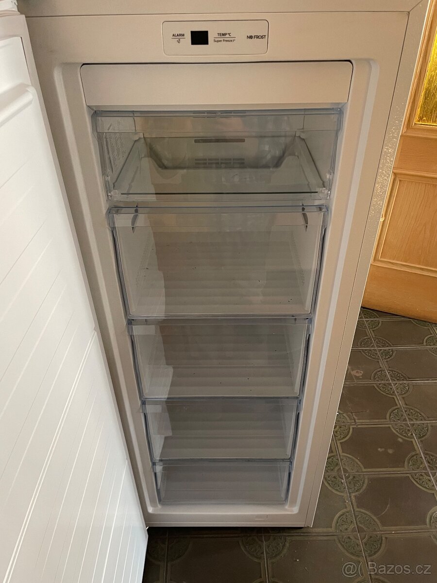 Šuplíkový mrazák HISENSE - 2