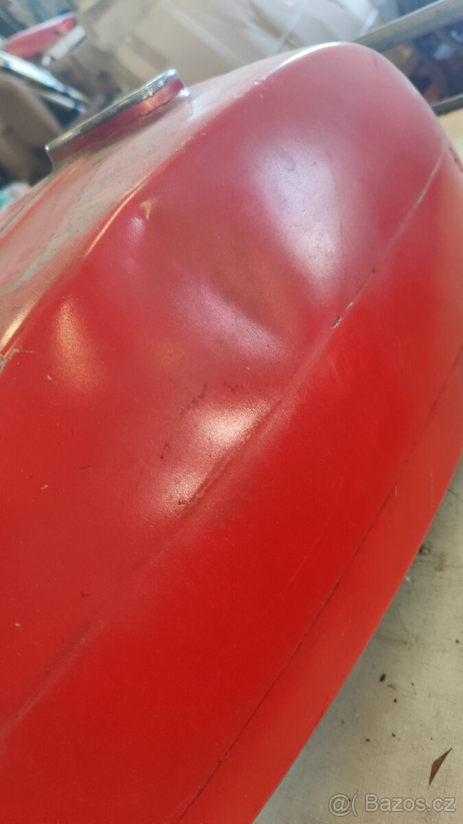 Prodám nádrž Jawa 634 - 2