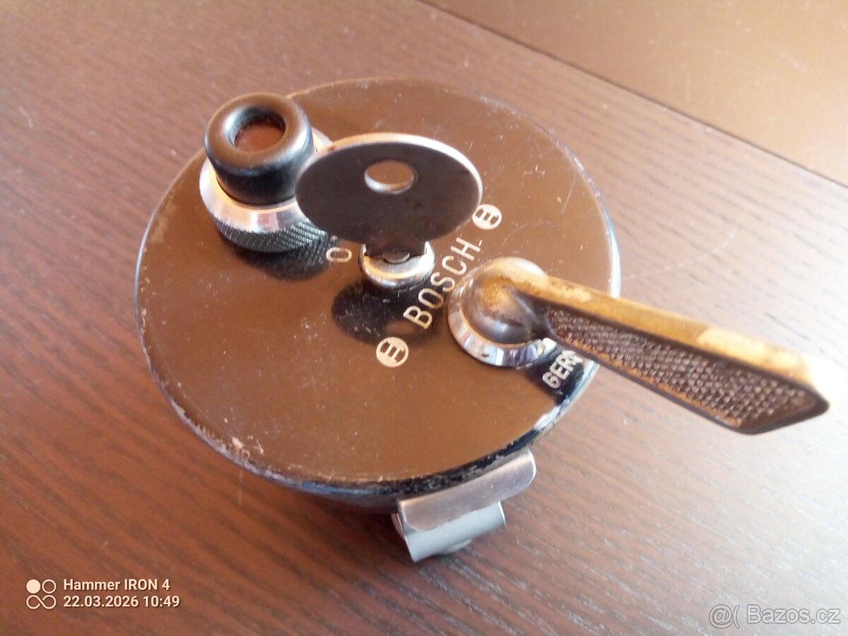 Spínací skříňka Bosch. - 2