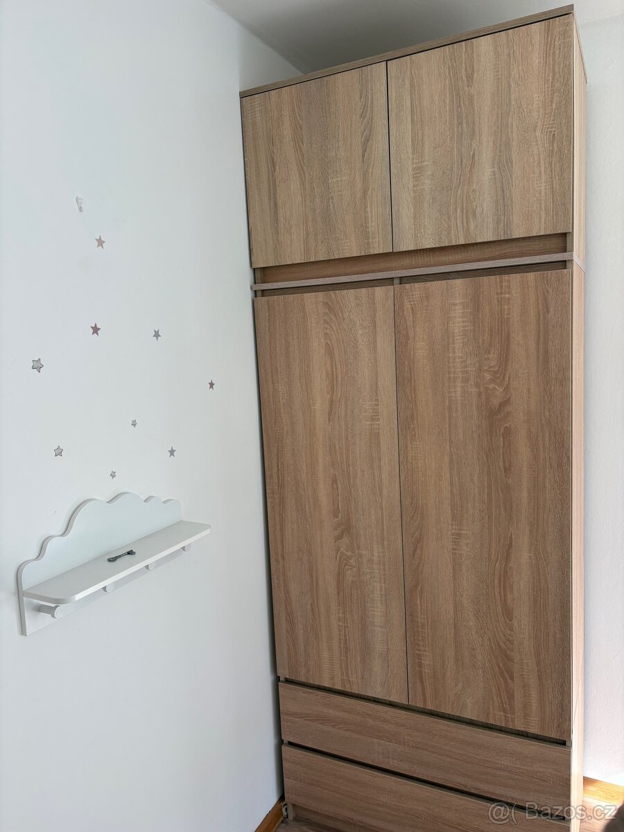 Šatní skříň - 2