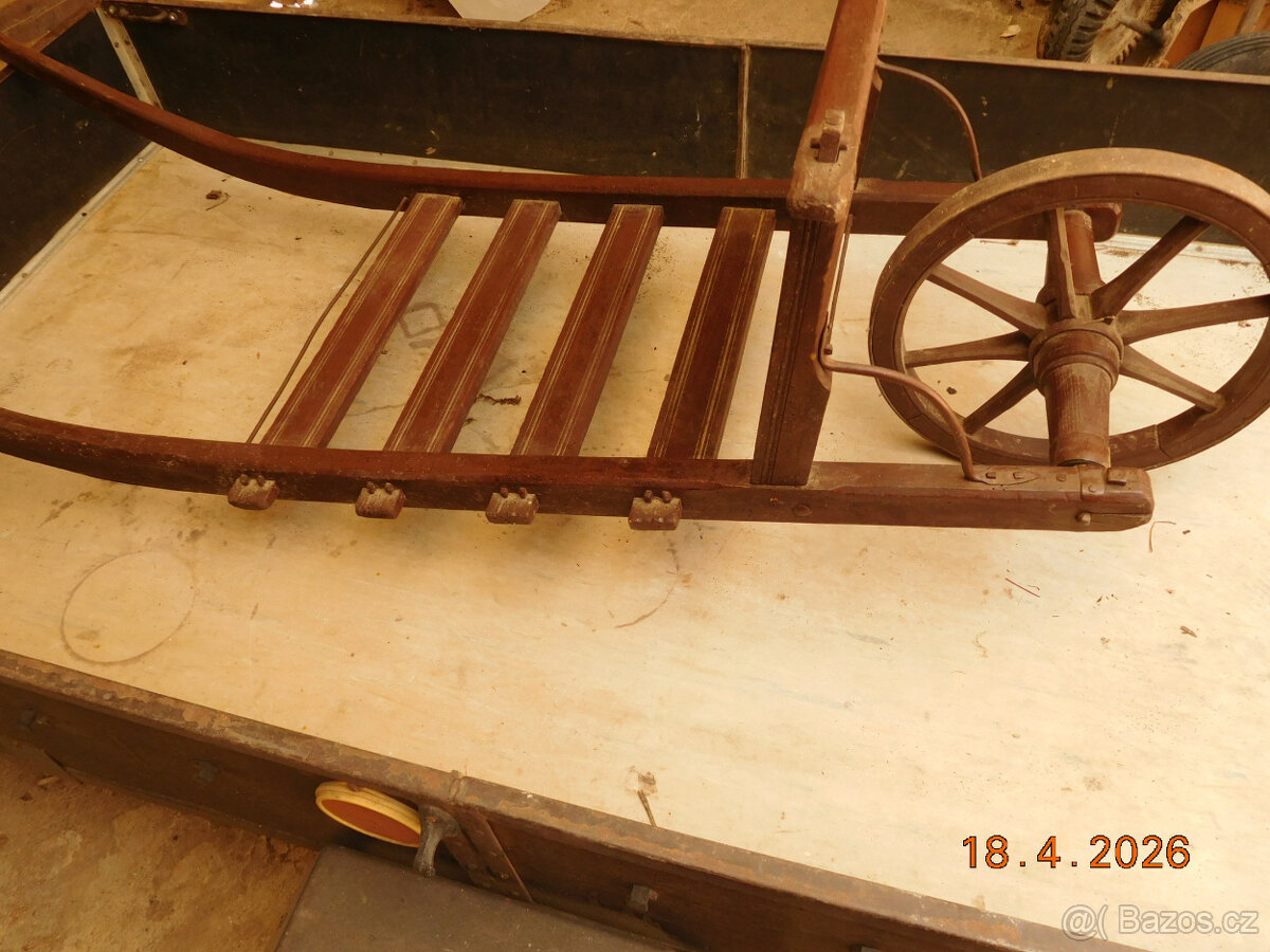 dřevěný trakač - 2
