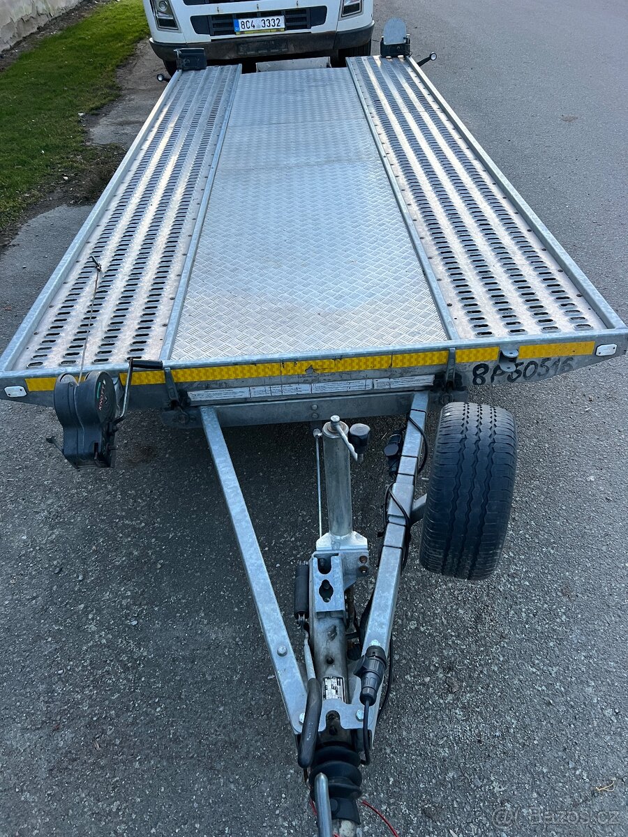 Přepravník na auta 2700kg - 2