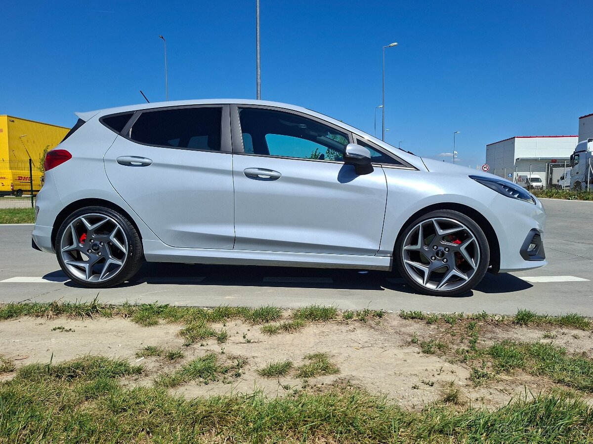 Ford Fiesta ST 1.5 Performance Pack - 2