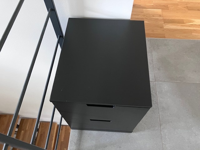 Černá komoda Nordli - 2