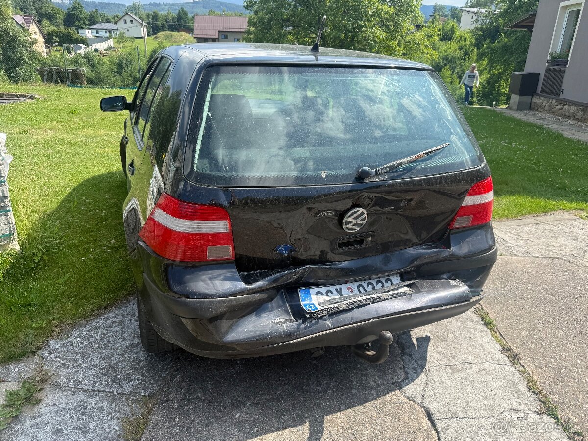 Golf IV - 2