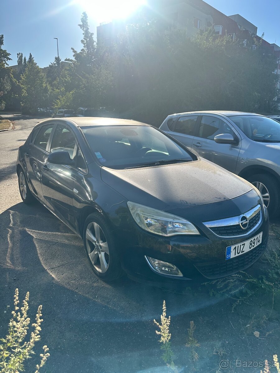Opel Astra J náhradní díly - 2