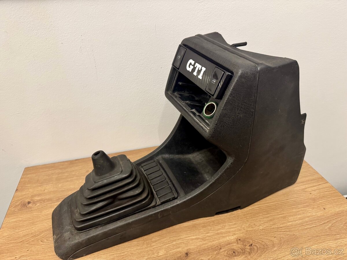 VW Golf MK2 – panel ovládání oken - 2