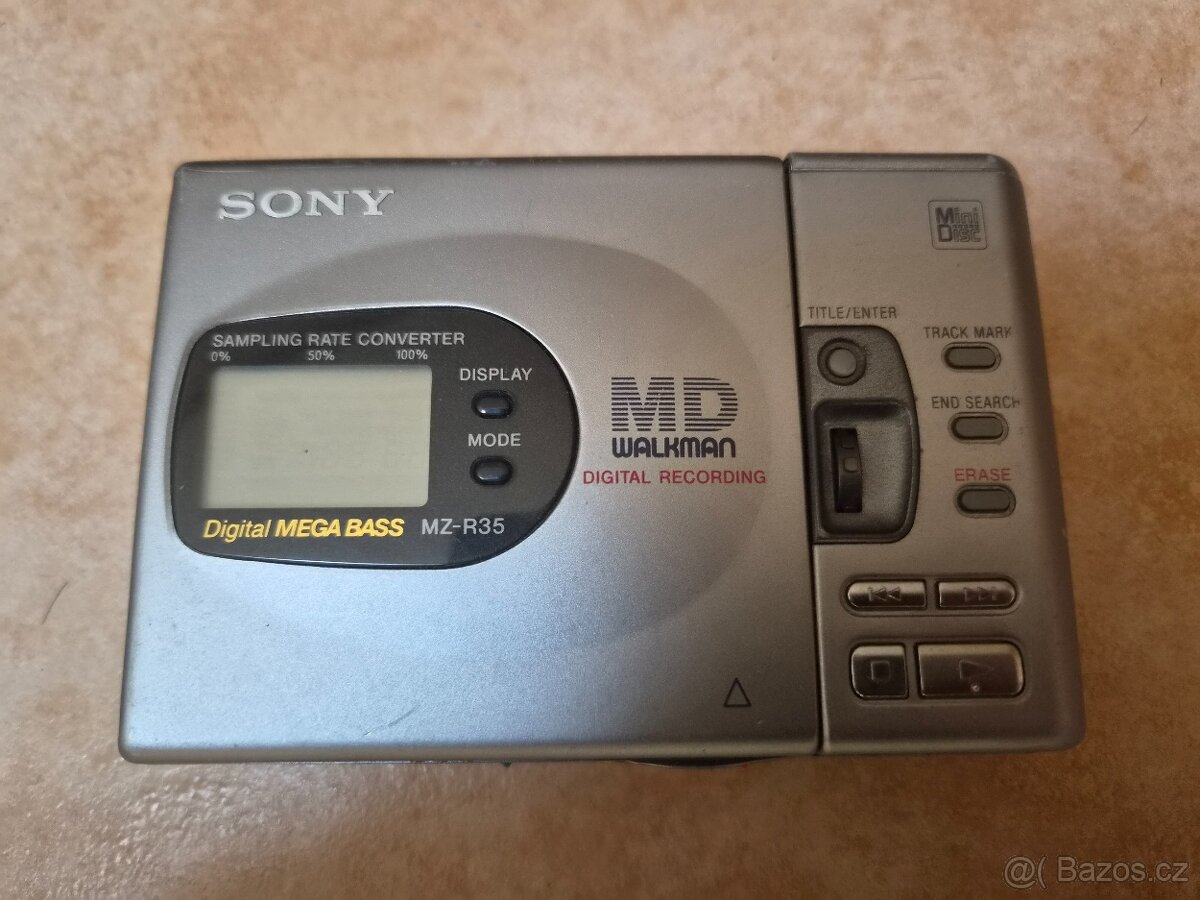 Prodám sbírku 5× Sony MiniDisc Walkman - 2