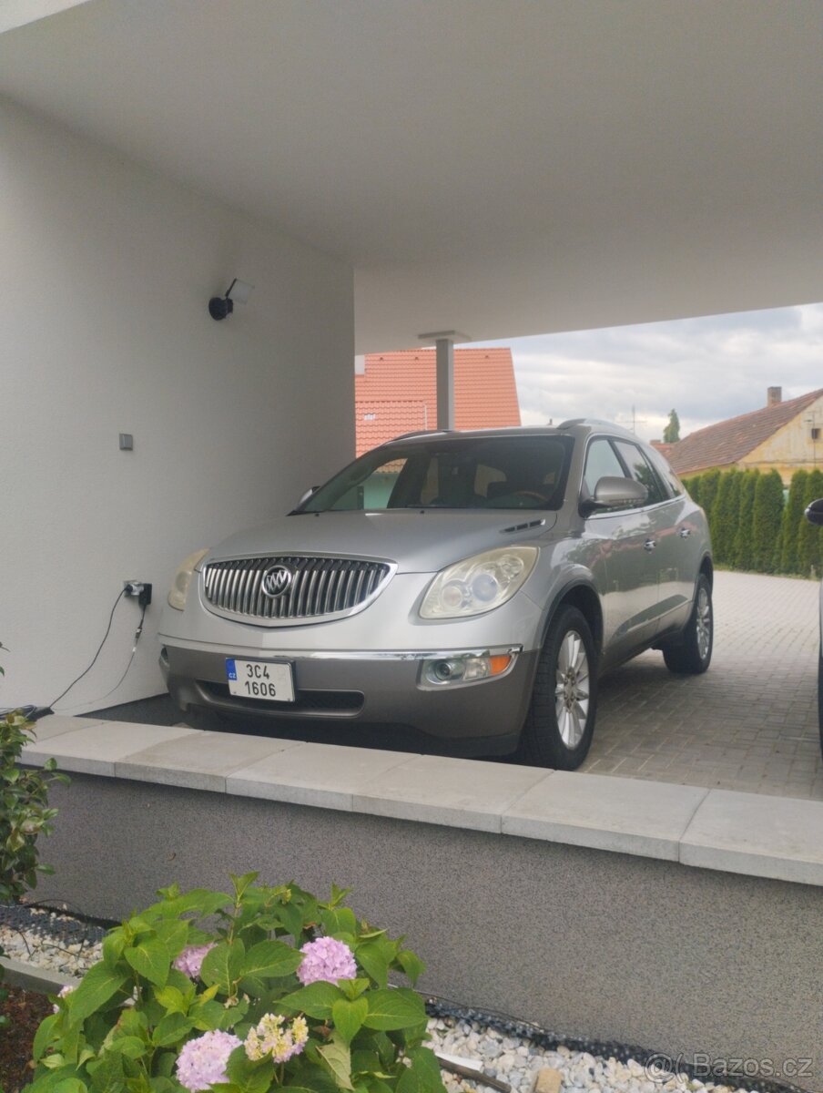 Buick Enkláve 3,6, 4x4, automat, 7 míst - 2