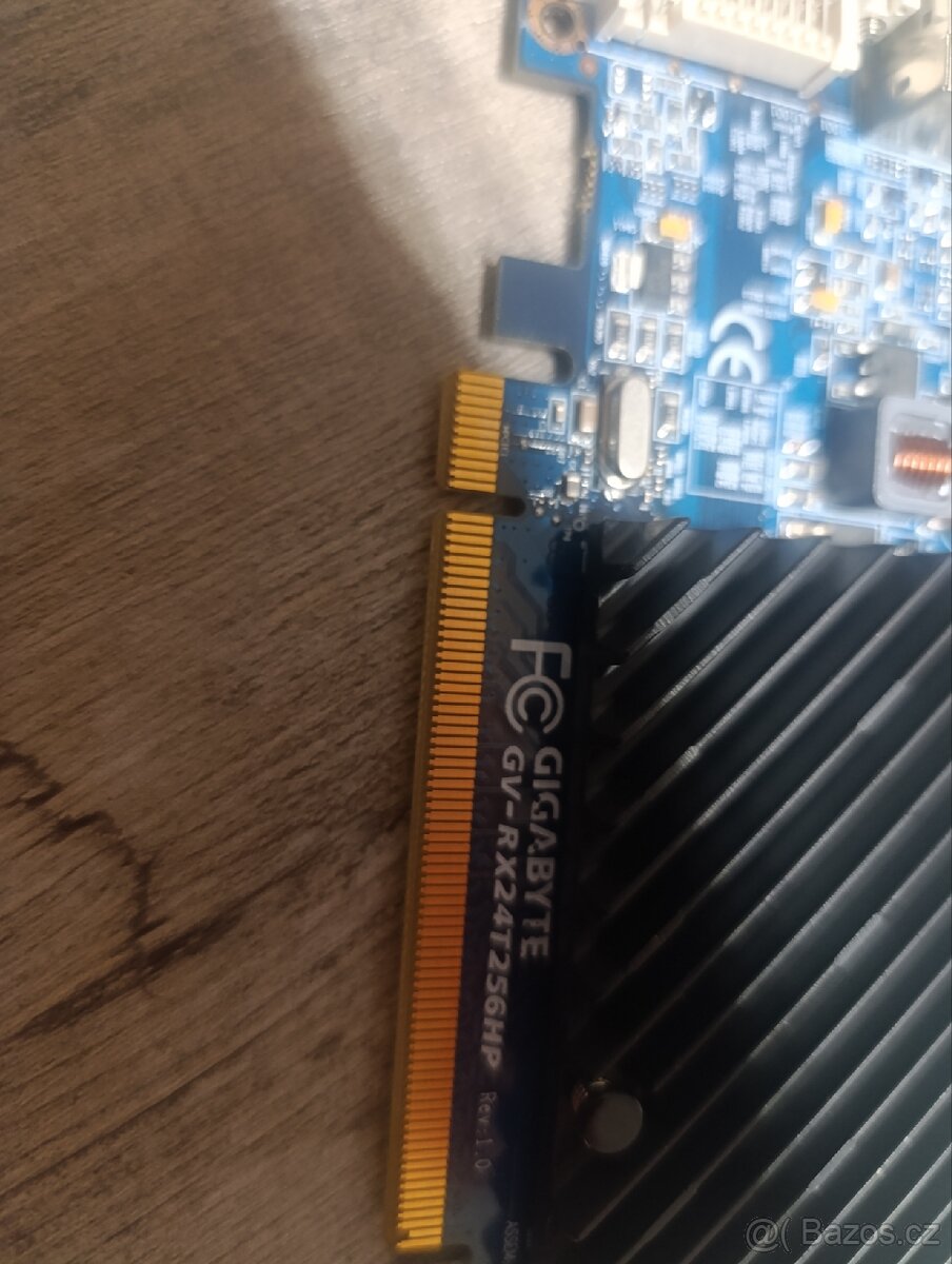 Grafická karta Gigabyte GV-RX24T256HP - 2