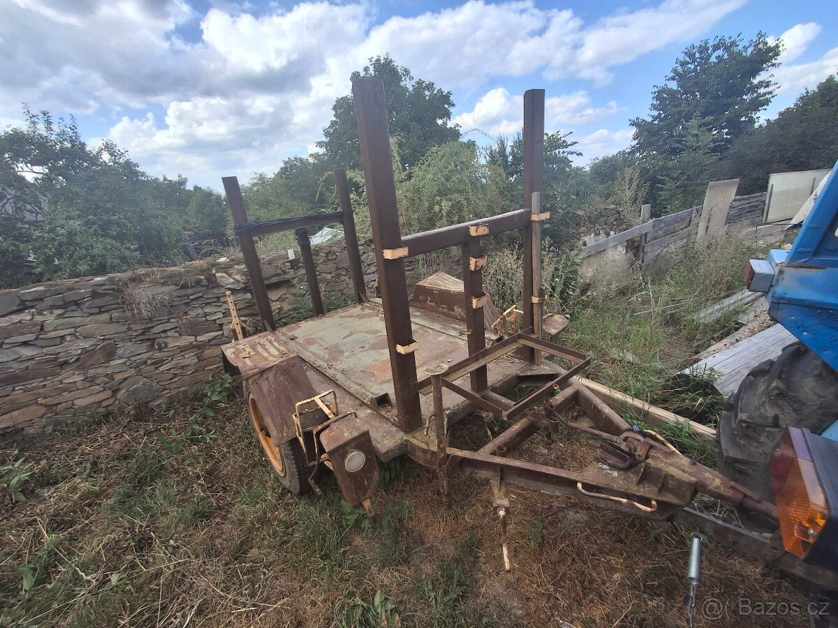 Vyvážecí kára za traktor - 2