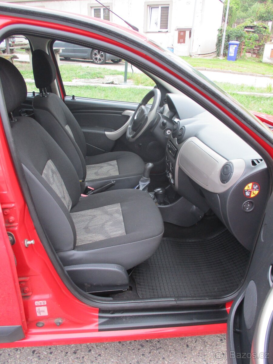 DACIA SANDERO 1.4 MPI, ZÁRUKA - 2