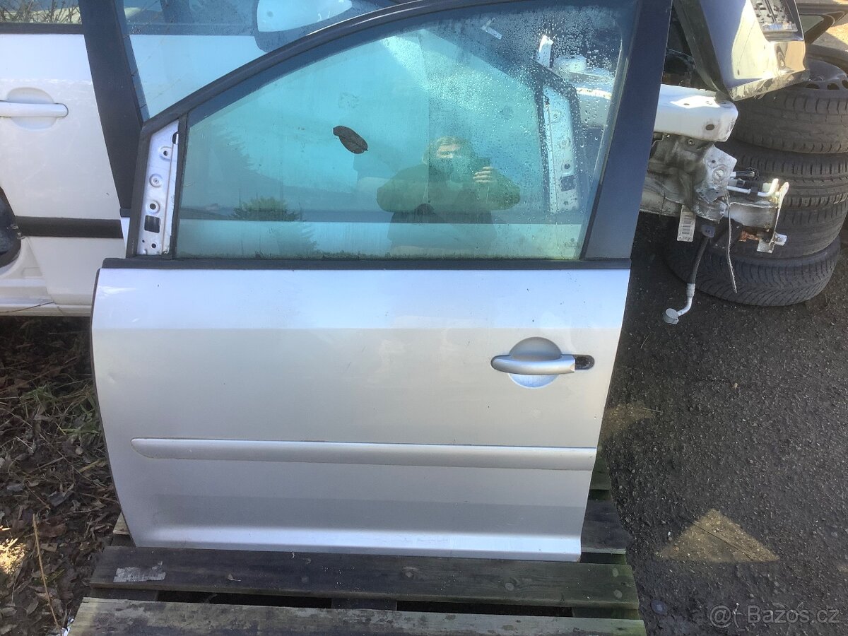 VW Touran - 2