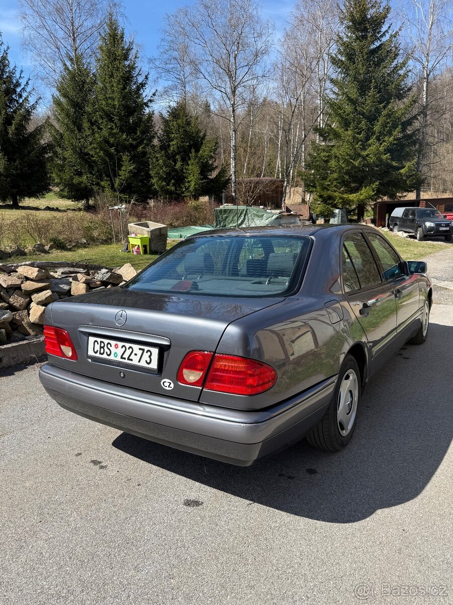 Prodám Mercedes Benz E220D w210 - 2