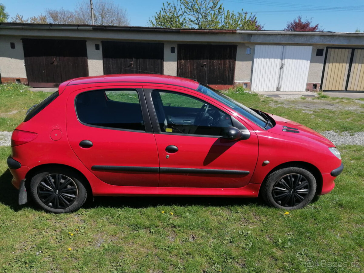 Peugeot 206 1.4 55kW r.v.2000 83535km - 2
