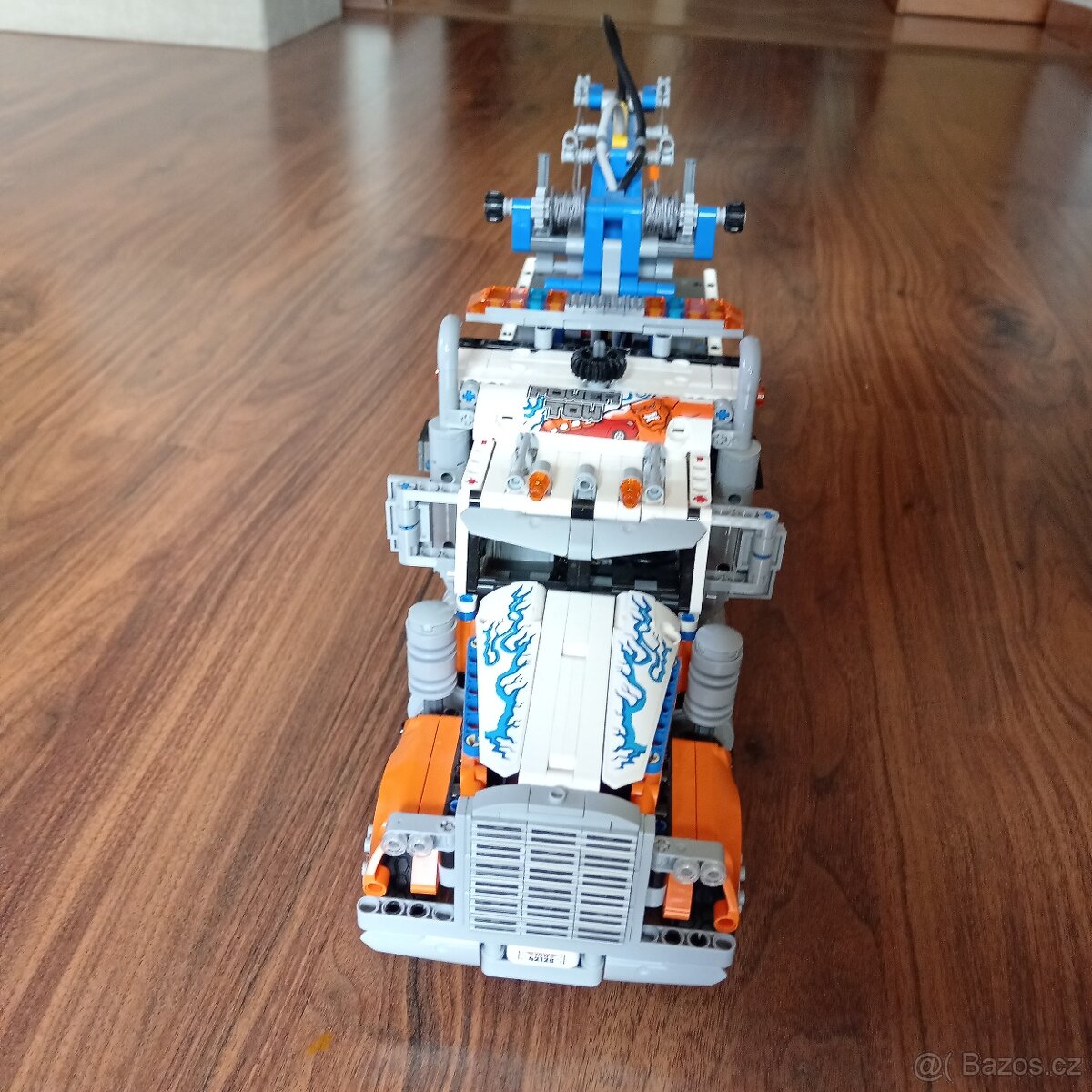 Lego technic odtahový vůz - 2