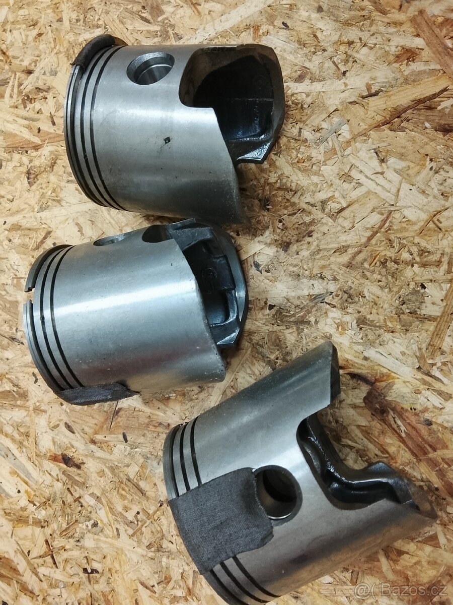 Čz motokros píst 981 - 2