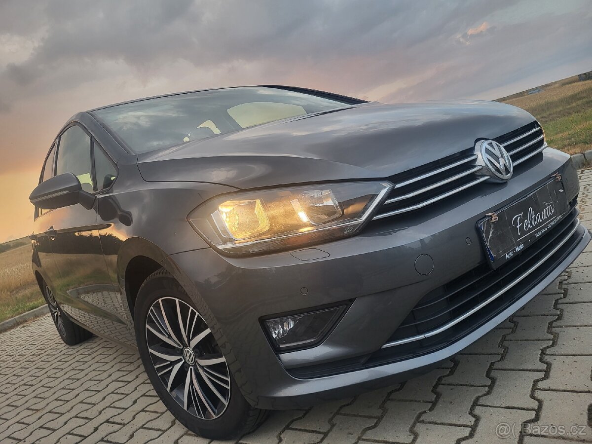 Volkswagen Golf Sportwan benzín - 2