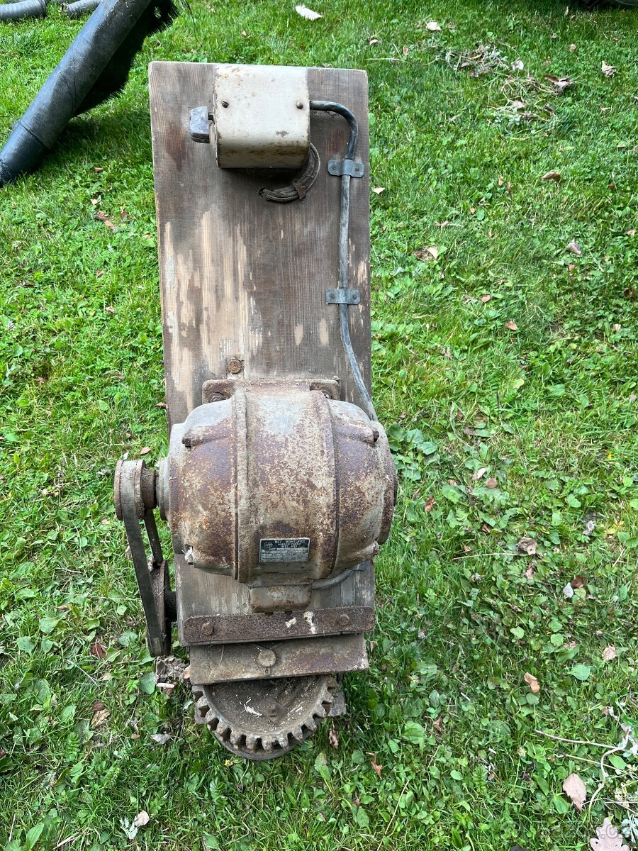 Stavební vratek - 2