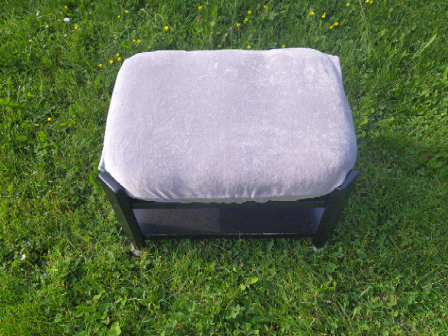 Prodám dřevěné sedátko 60x45x45 cm - 2