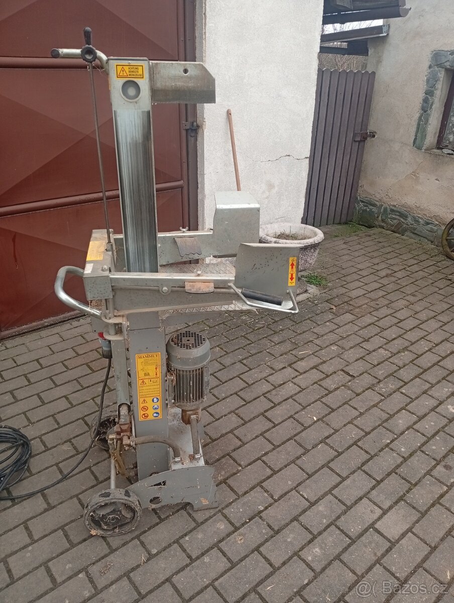 Štípačka na dřevo - 2