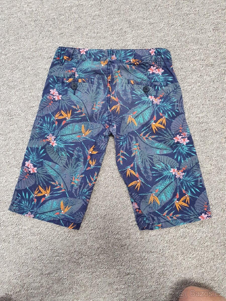 Chlapecké plátěné kratasy velikost 128 - 2