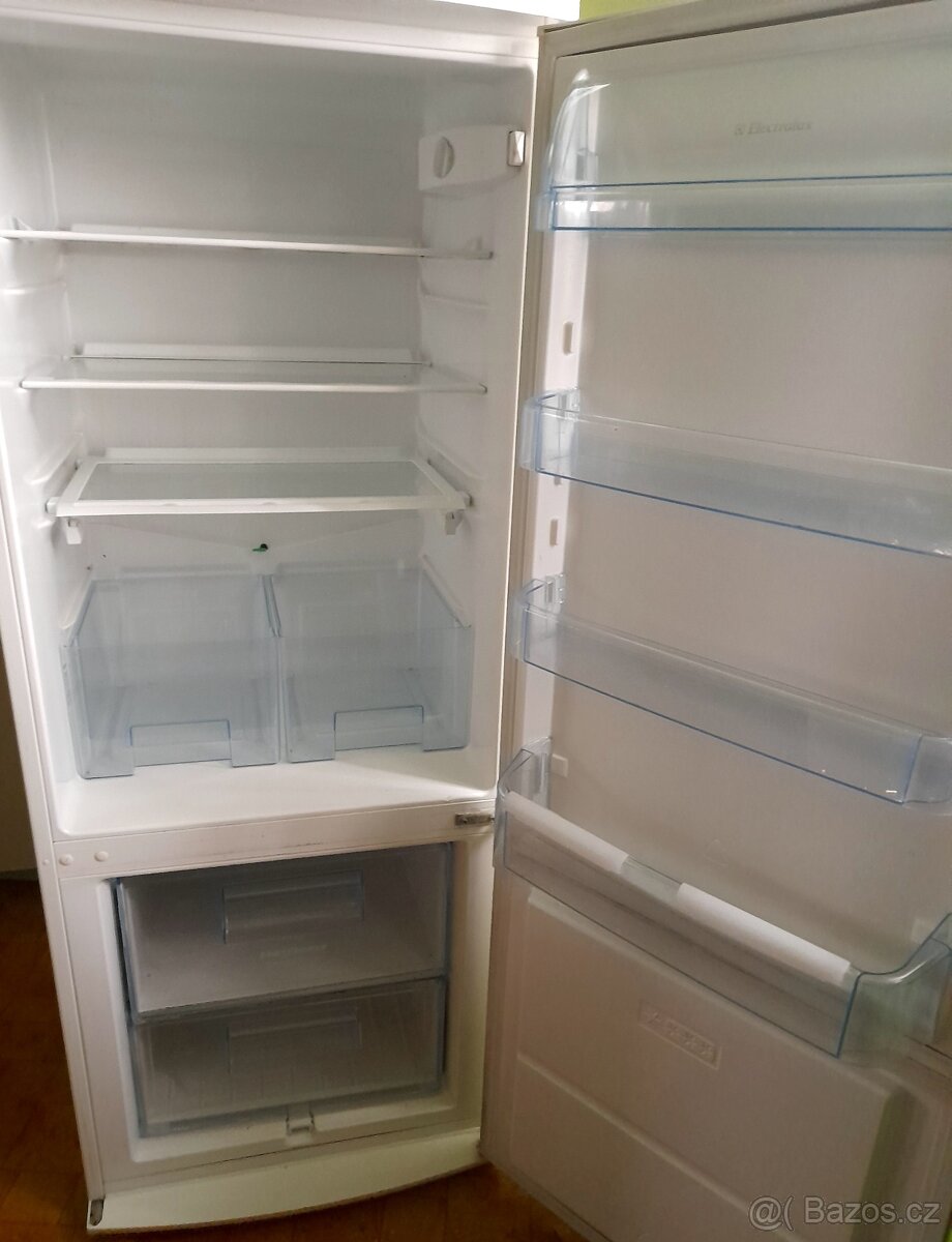 Kombinovaná lednice Elektrolux - 2