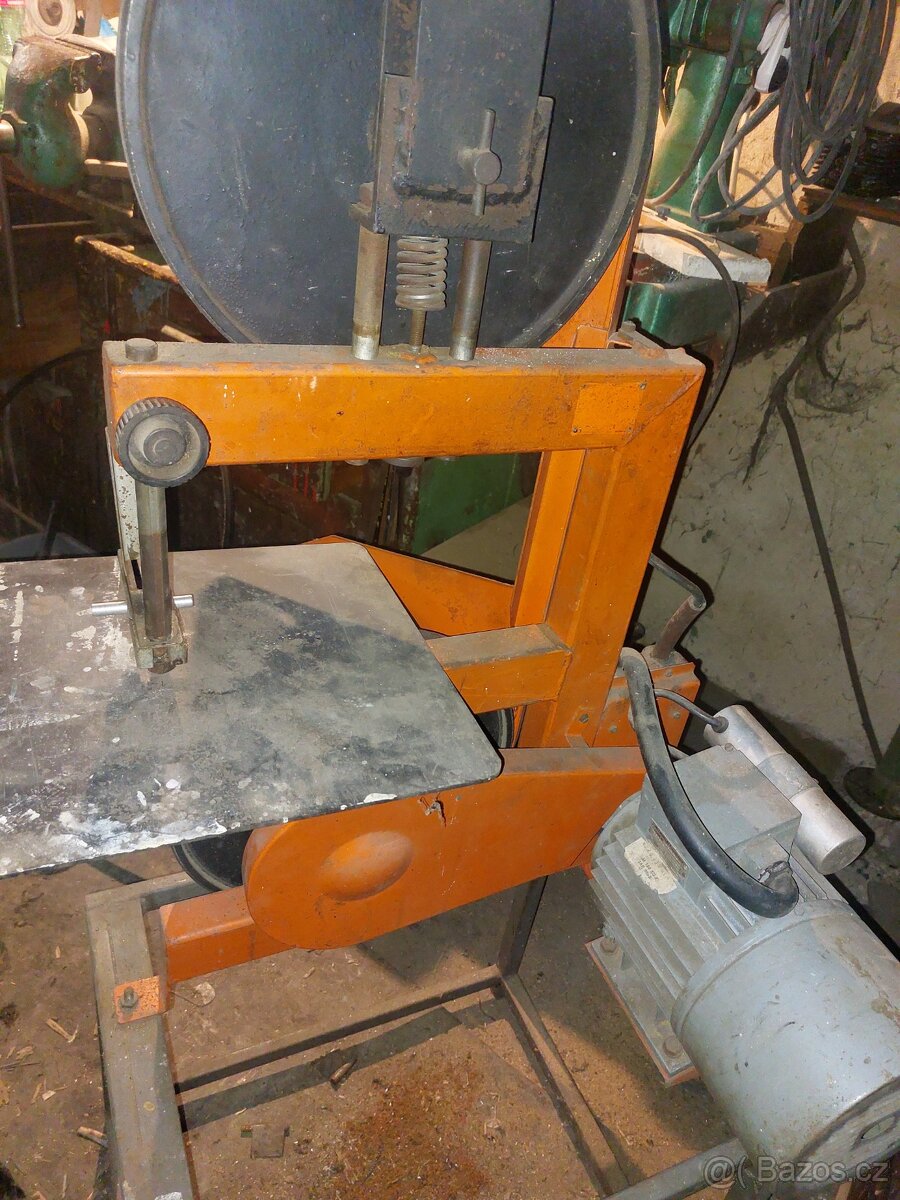 Pásová pila P320 - 2